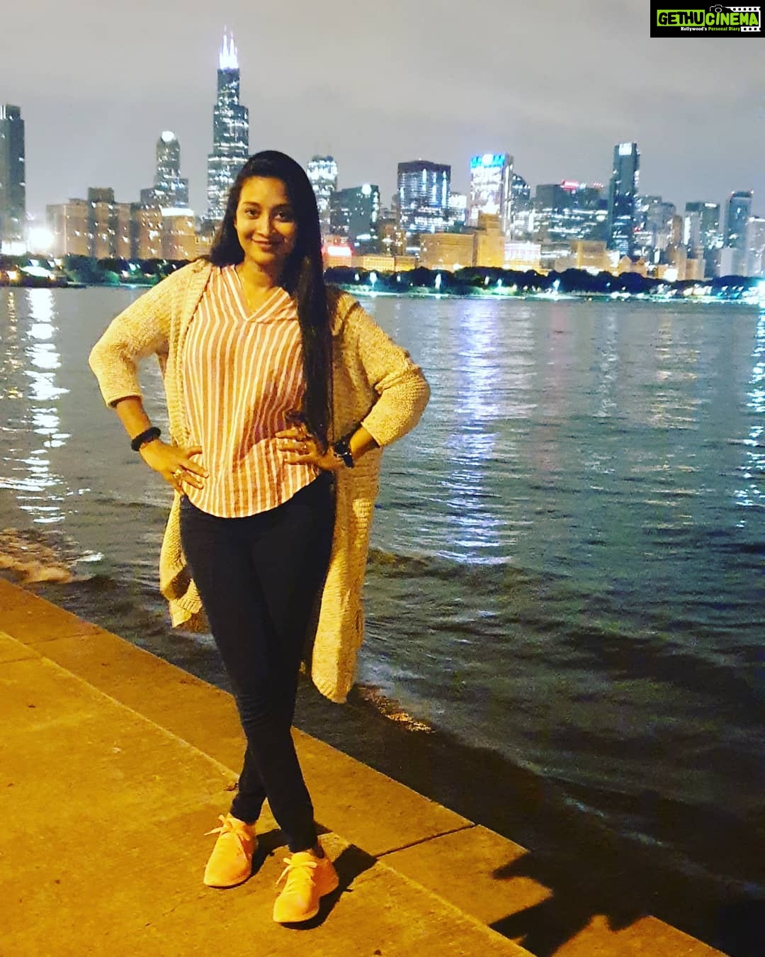 Bhanu Sri Mehra Instagram - It is during our darkest moments that we must focus to see the light.😘🥰 #sheddaquarium #chicagonightlife
