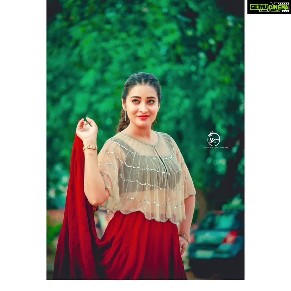 Bhanu Sri Mehra Instagram - Good afternoon everyone ❤️