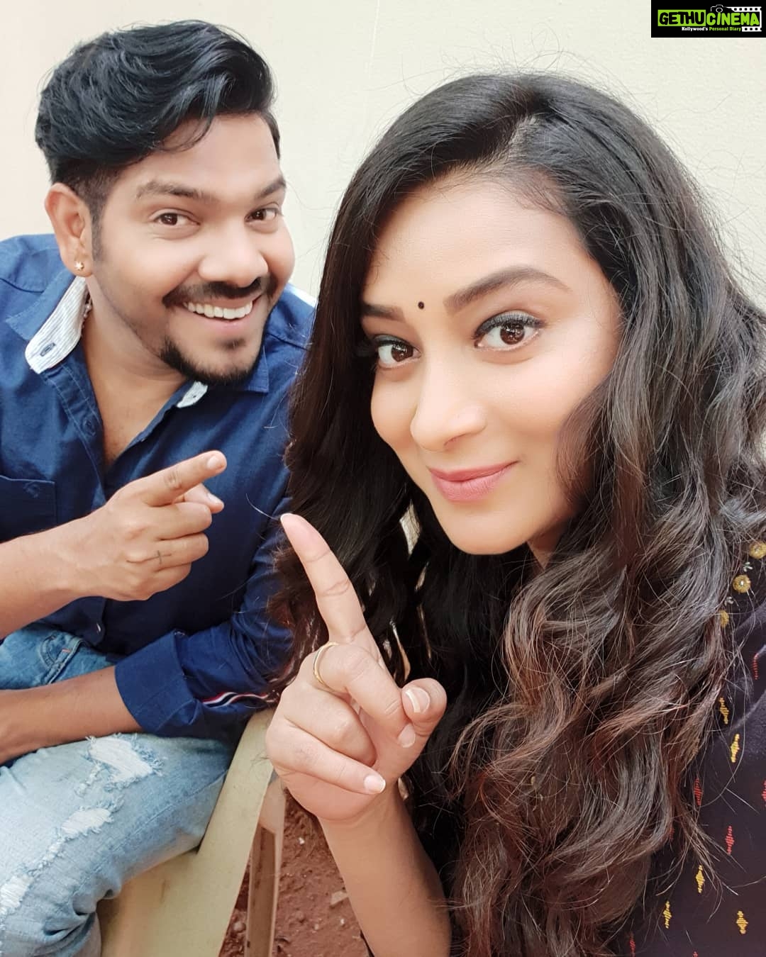 Bhanu Sri Mehra Instagram - Shooting mood😘 @mr.noelsean #expressions #funinshoots