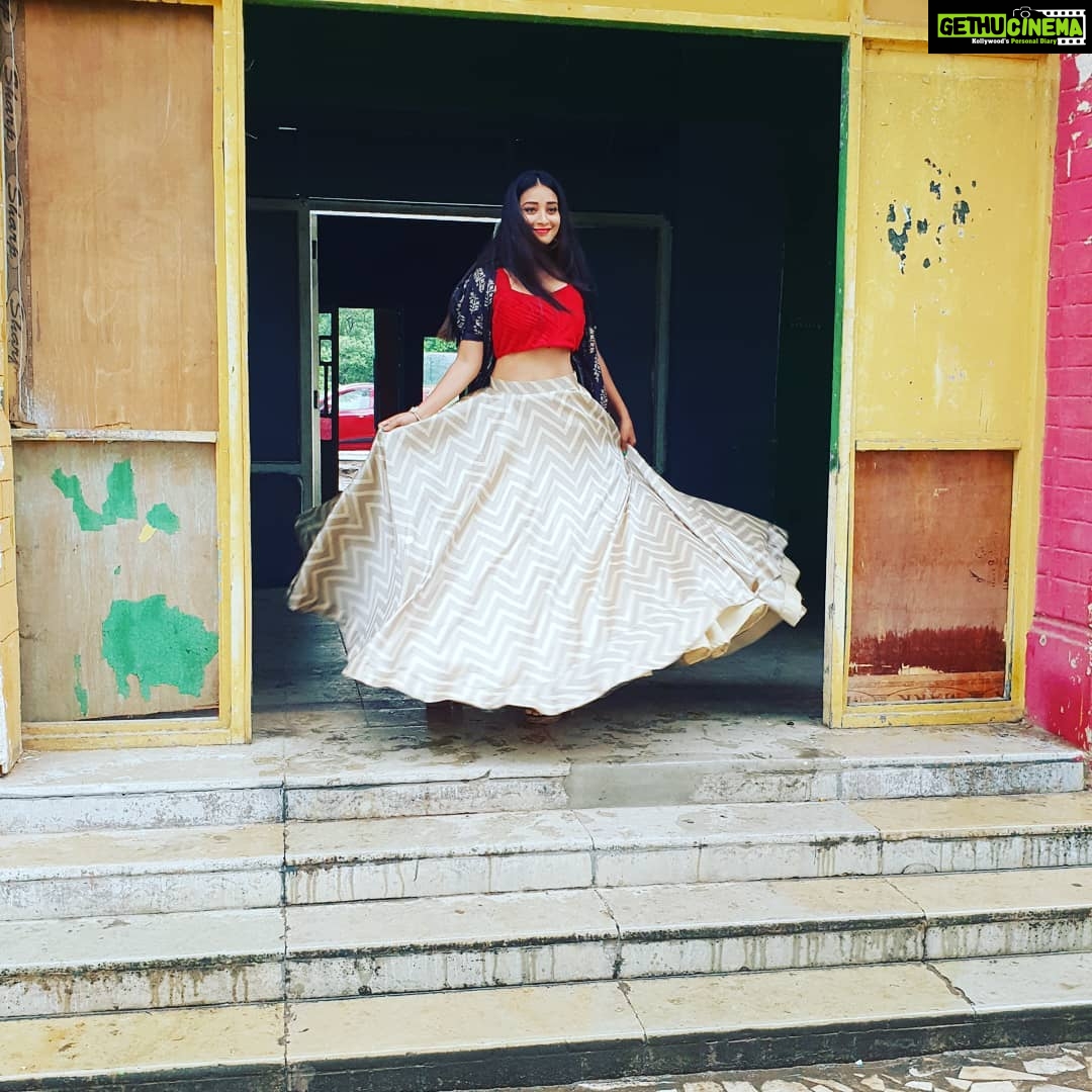 Bhanu Sri Mehra Instagram - Clothes aren't going to change the world, the woman who wear them will @kalamkari247 🤗
