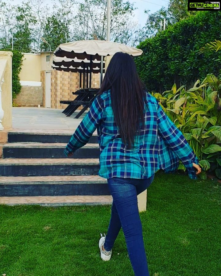 Bhanu Sri Mehra Instagram - Enjoying my self 😘🤗💃