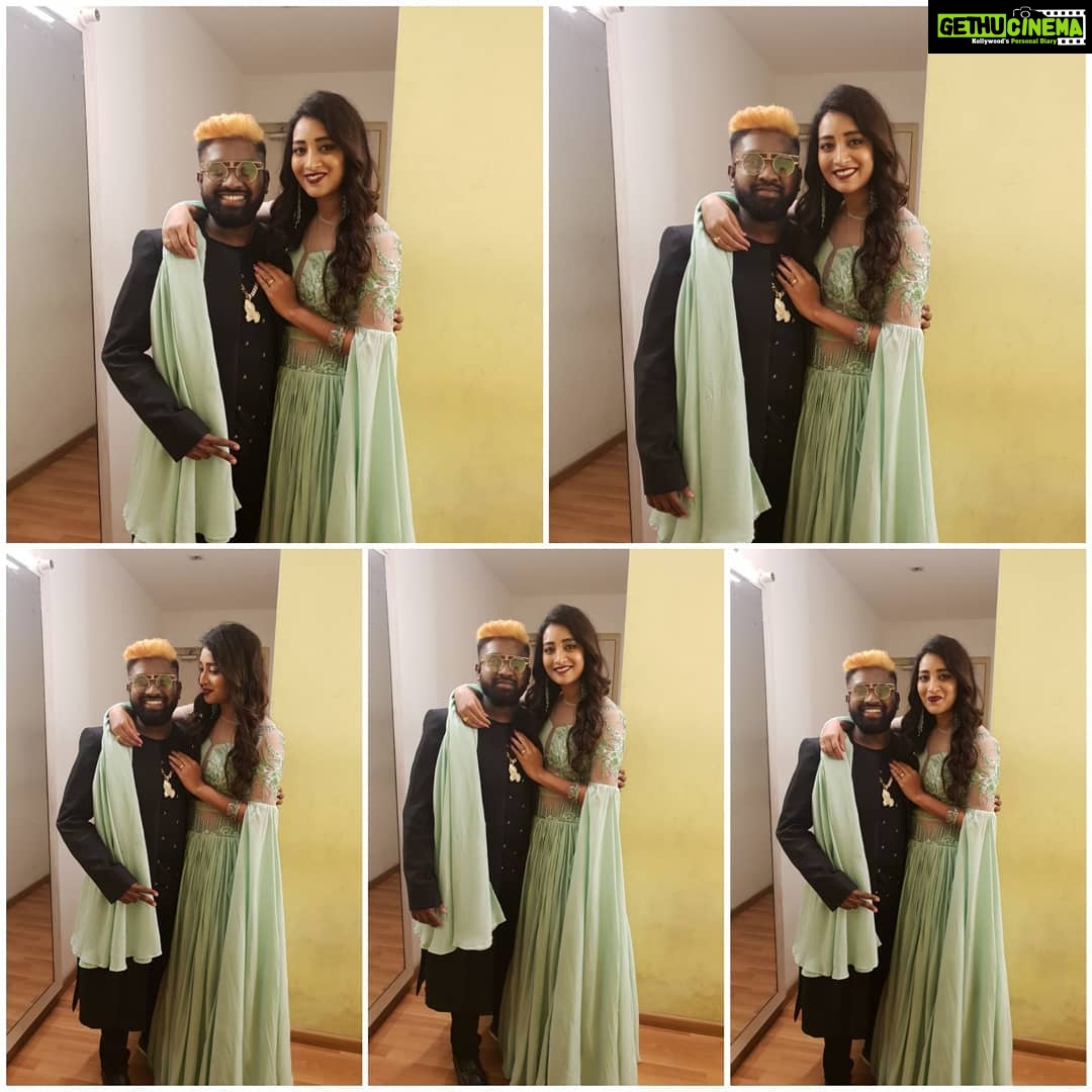 Bhanu Sri Mehra Instagram - Na bro tho na memory pics😍@rollrida