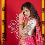 Bhanu Sri Mehra Instagram - ✨️ @kadhambari_studio #tollywoodhotactress #treditional #bhanusree🔥❤️ #hybridpilla
