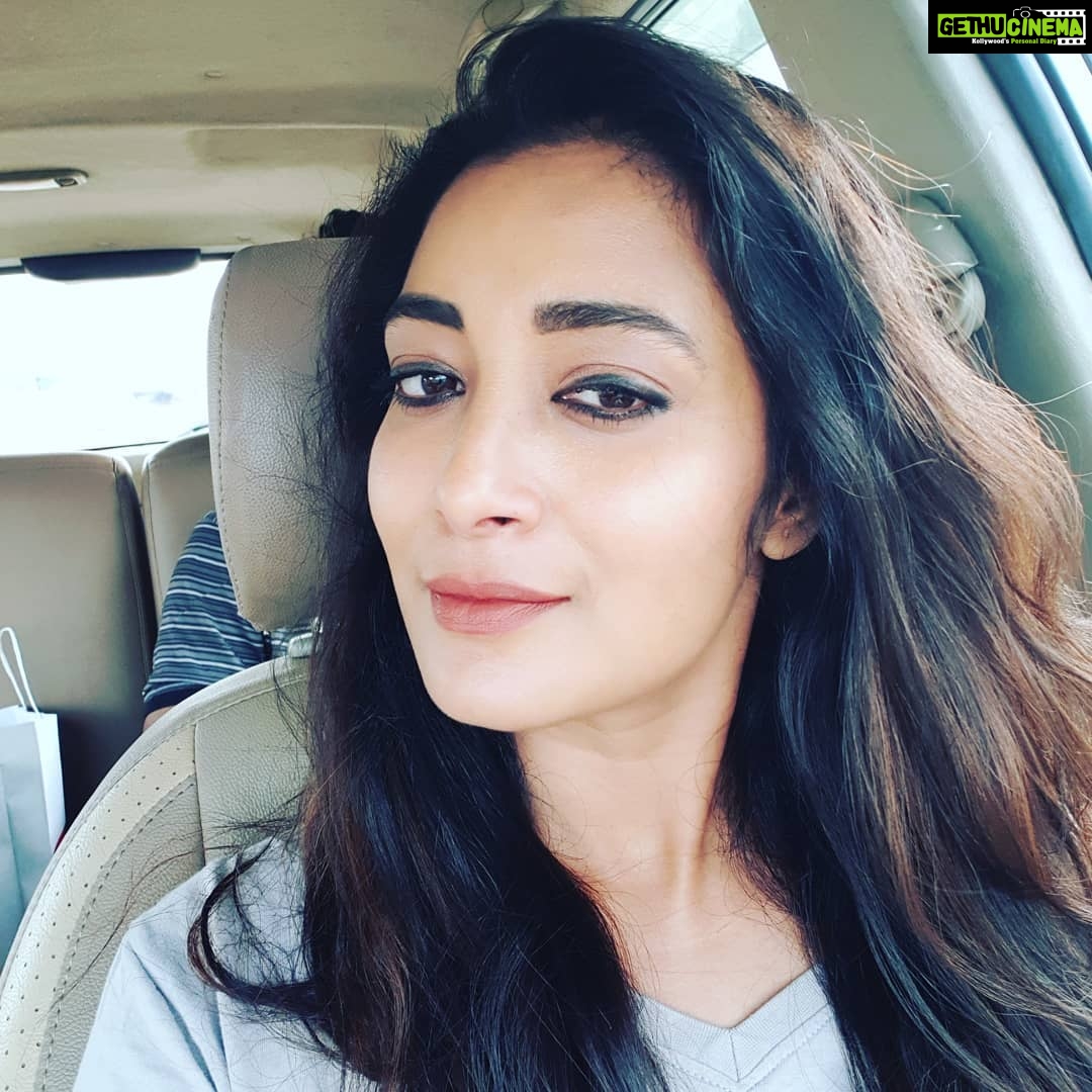 Bhanu Sri Mehra Instagram - Hello everyone how u guys?
