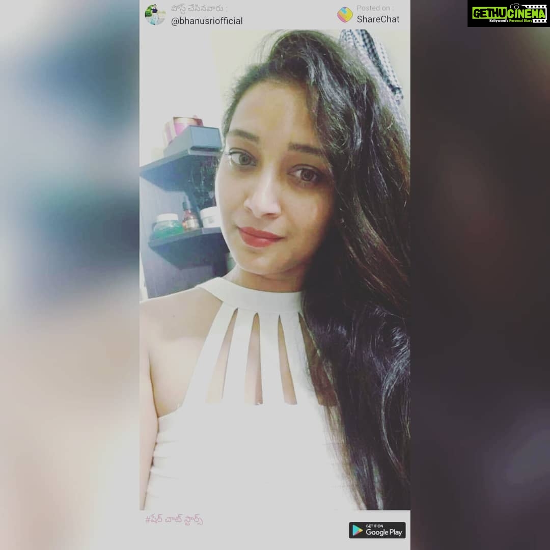 Bhanu Sri Mehra Instagram - Hello everyone plz follow me on share chat tqq 😍🤗