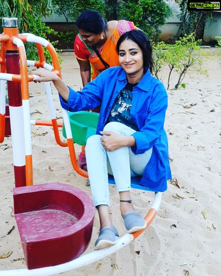 Bhanu Sri Mehra Instagram - Playing with Mommy 😍😘🤗