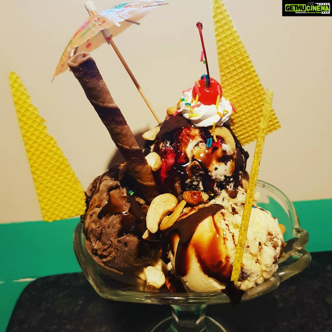 Bhanu Sri Mehra Instagram - Icream 😋😋😋😋😋