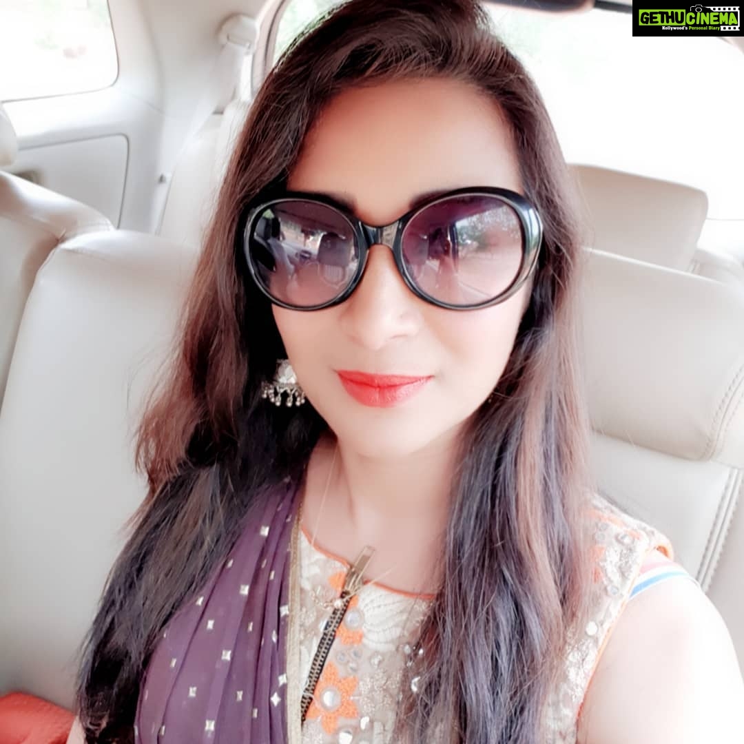 Bhanu Sri Mehra Instagram - Gng to thirupati airport## coming to hyd 😊😊😊🤗😘😍