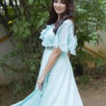 Bhanu Sri Mehra Instagram - Chase dreams ✨️ not people #bhanusree🔥❤️ #hybridpilla #instagood #Instagram #southindiaactress
