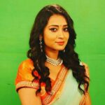 Bhanu Sri Mehra Instagram - As many people have seen yesterday s episode of BigBoss Telugu season 2, we all touched the struggling story of her. As I know her personally guys , she had come across so many difficulties in life as she mentioned and it takes really great courage to come across all those and to be in that position. For her Big boss is a a great platform to prove herself what she is and what she is going to be. We wish she definitely reach the heights of life.Many of you finding her anger in second s but also she forgot in a minutes because she admits all the things, and goes what goes in head. People who wants our favorite contestant @iam_bhanusri to continue in the Big boss Please vote her through giving missed on on 7729998804 Or Type Big boss Telugu 2 vote and vote her link is available in @iam_bhanusri. @bhanu_sree_fans_ #BiggBoss2 @bhanusree_squad @bhanu_sree_fc #bigbossnani #bigbosstelugu #wirally #deepthisunainaarmy#deepthisunaina#deepthisunainafans #mynameisnani#StarMaa#attilidancedubs #hyderabadi#trendingnow#tejaswimadivada #BiggBossTelugu2#biggbosstelugu2#bigbossofficial#Hotstar@starmaa @bigg_boss.telugu2@biggboss2telugu -💟TeamBhanuSri
