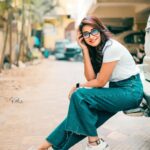 Bhanu Sri Mehra Instagram - A cheerful look brings joy to the heart ❤️ 💙 @they_call_me_keshu Make up: @maskmakeupartist Hairstyle: @hairstylistravi #cool #peace #happymood #bhanusree🔥❤️ #Instagram