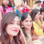 Bhanu Sri Mehra Instagram - Zee tv ugadi sambaralu 😍😘