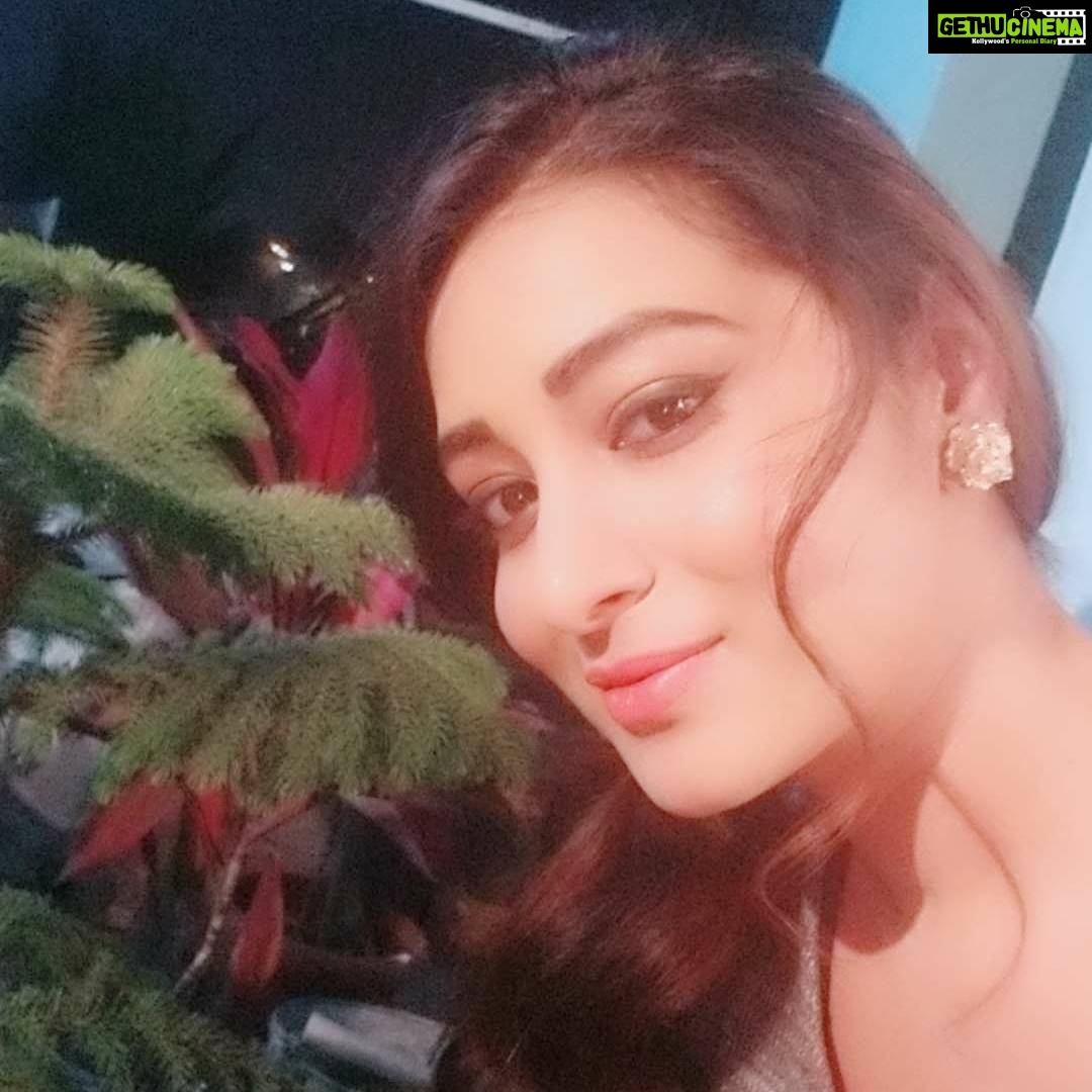 Bhanu Sri Mehra Instagram - Shoot time 😍