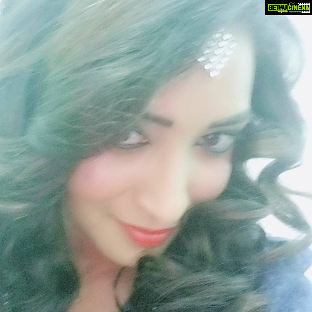 Bhanu Sri Mehra Instagram - Show time jus click 😘