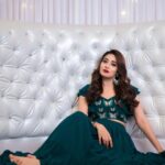 Bhanu Sri Mehra Instagram - When we choose the trust the journey and embrace love ❤️ and joy 😊 we are free to fly 🦋✨️ 💙 @jahnavivarmalabel @verendar_photography @pretty.jewelbox @maskmakeupartist @hairstylistravi @mrandmrsstudiohyd #joy #life #happymood #hybridpilla #instagood #instagramlove #bhanusree🔥❤️