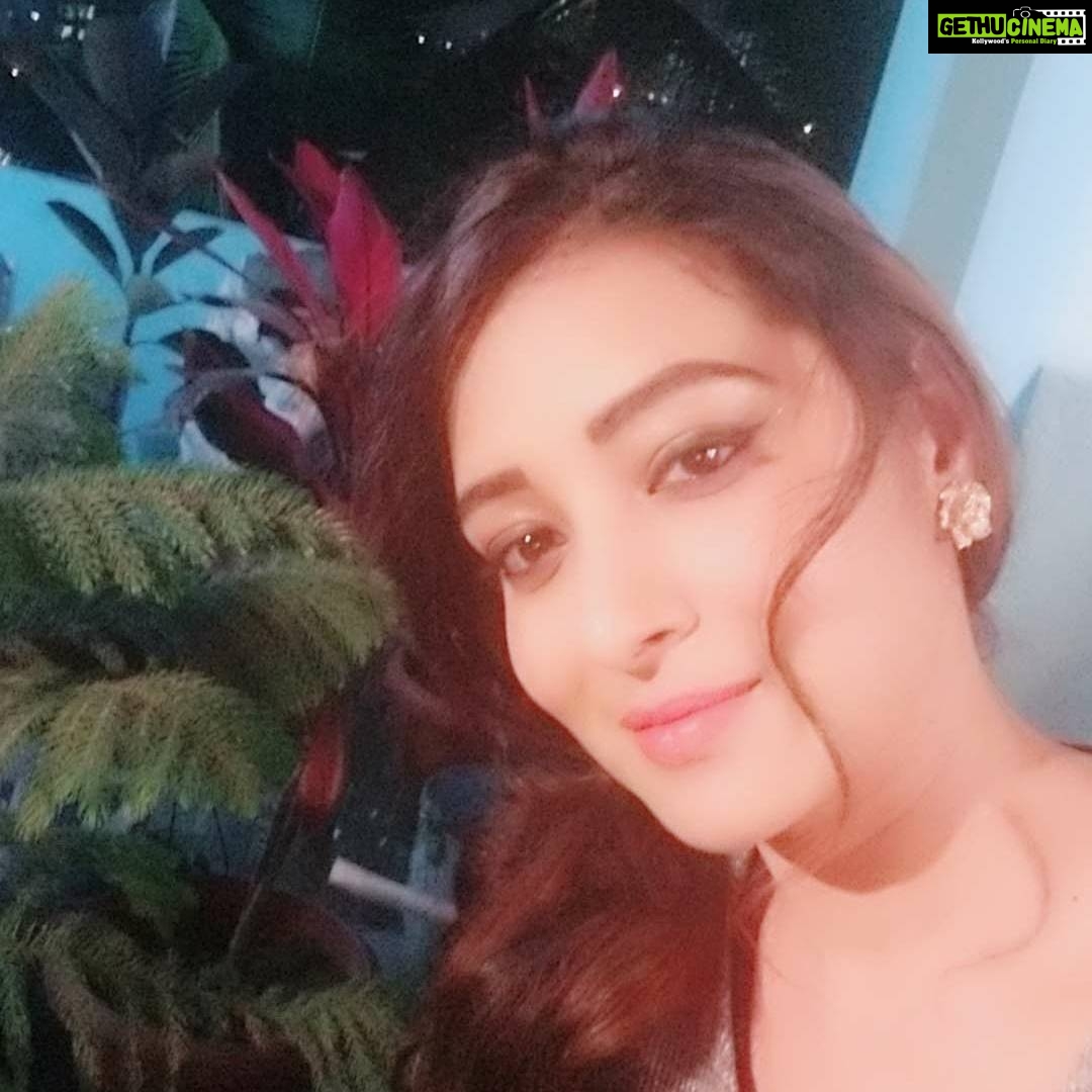 Bhanu Sri Mehra Instagram - Shoot time 😍