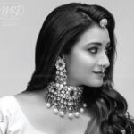 Bhanu Sri Mehra Instagram - BLACK AND WHITE @mangatrai_hitechcity #tollywoodhotactress #bhanusree🔥❤️ #actorslife #busy