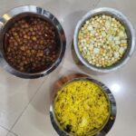 Bhanu Sri Mehra Instagram - Kotha kalalatho, kotha ashayalatho, kotha alochanalatho, jeevitam lo marinta yethuku yedagalani korukuntu kothaga vastunna mana "SRI SHUBAKRUTH NAMA SAMVASARA" ugadi subakankshalu 🙏 #festival #mood #bhanusree🔥❤️ #newyear #andarubagundaliandulonenundali