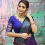 Bhanu Sri Mehra Instagram - 💙 @myriti Pic: @naveen_photography_official #bhanusree🔥❤️ #hybridpilla