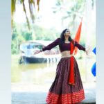 Bhanu Sri Mehra Instagram - Stay focused and extra sparkly ✨️ @navya.marouthu #kerala #enjoylife #bhanusree🔥❤️ #hybridpilla #Instagram