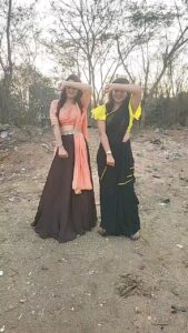 Bhanu Sri Mehra Instagram - #kachabadam @mudradesigninghome 👯‍♀️ #instareels #Instagram #kachabadham