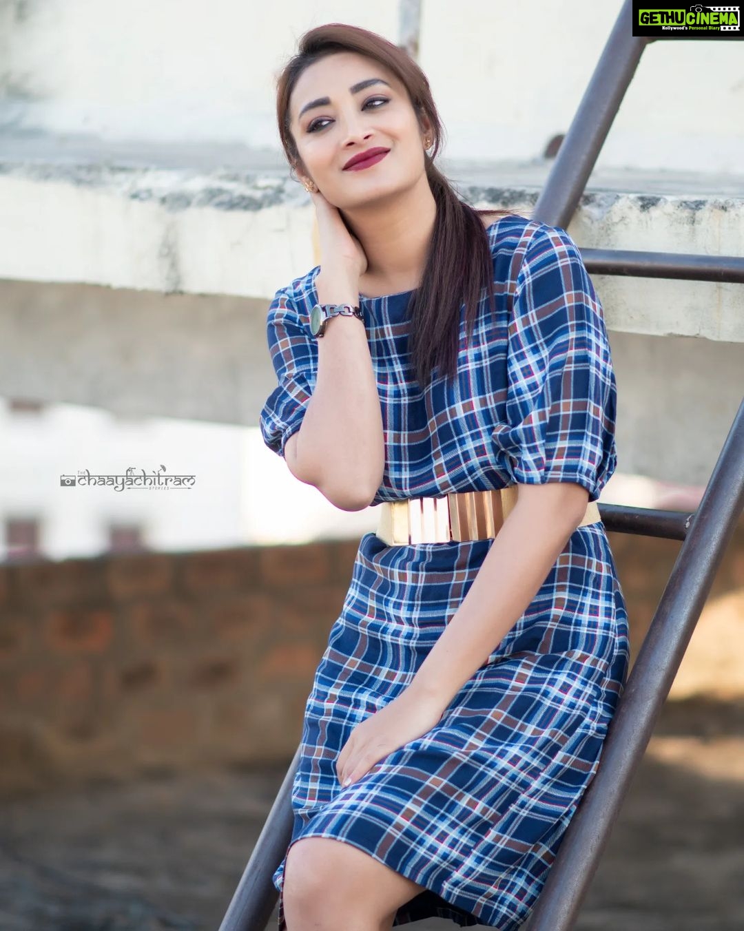 Bhanu Sri Mehra Instagram - Happiness is the secret to all beauty. There is no beauty without happiness ✨️ @saicharanthejareddyphotography Hairstyle:@hairstylistravi #bhanusree🔥❤️ #tollywoodhotactress #actorslife #newlooks #hybridpilla