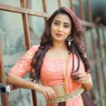 Bhanu Sri Mehra Instagram - 🌸 #happymood #weekend #bhanusree🔥❤️