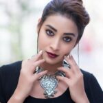 Bhanu Sri Mehra Instagram - 🖤 #black #love #Instagram #instagood #bhanusree🔥❤️