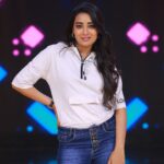 Bhanu Sri Mehra Instagram - 🐦 #superqueen #bhanusree🔥❤️ #hybridpilla