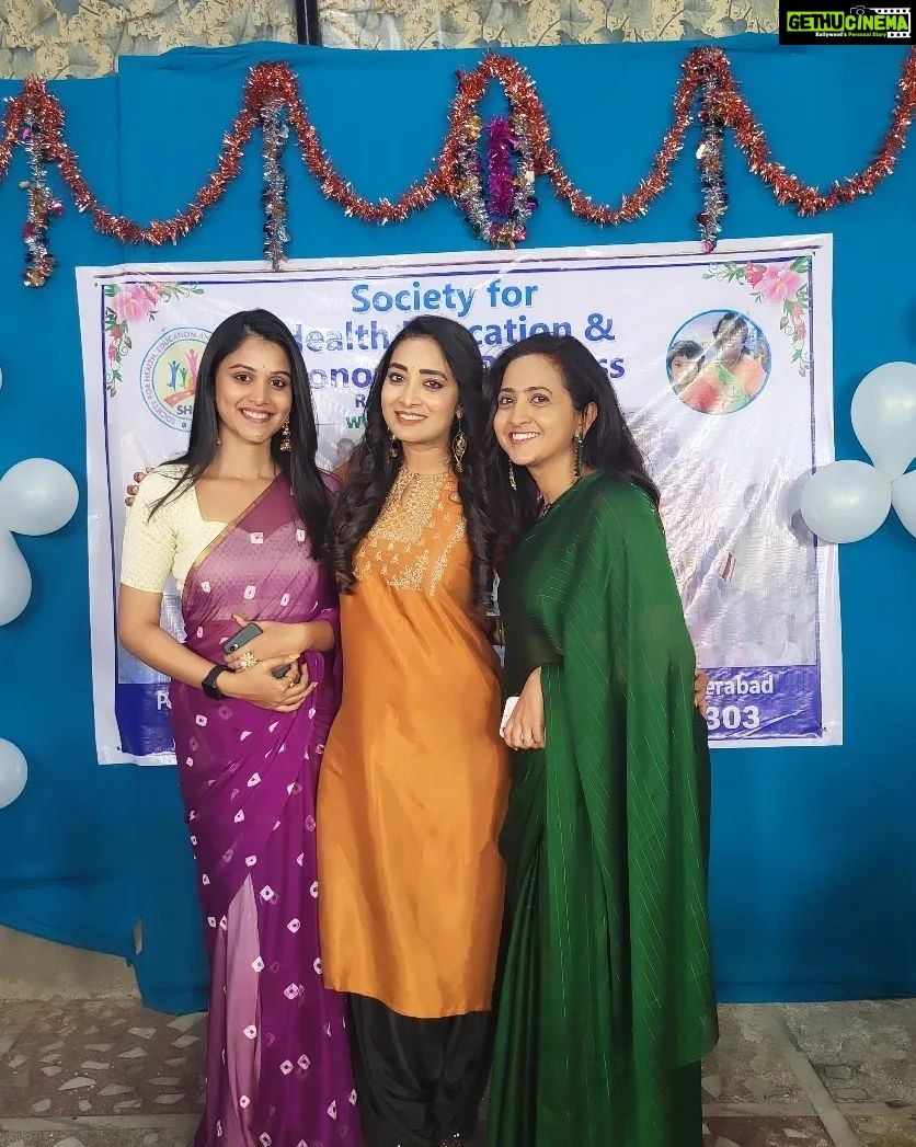 Bhanu Sri Mehra Instagram - Happy faces @lasyamanjunath @yashmigowda @zeetelugu #superqueen #ngo #bhanusree🔥❤️ #hybridpilla