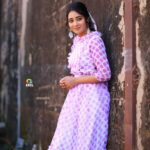 Bhanu Sri Mehra Instagram - Let the good times roll 🥰 Outfit by :@sudha_boutique Pic:@anil_photographs #retro #look #superqueen #bhanusree🔥❤️ #hybridpilla