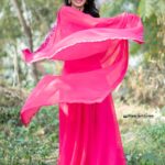 Bhanu Sri Mehra Instagram - Pink 💗 Outfit by:@sr_label_by_yaminireddy Pic:@saicharanthejareddyphotography #newlook #superqueen #bhanusree🔥❤️ #actress #busylife #hybridpilla