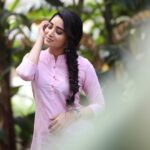 Bhanu Sri Mehra Instagram - Super queen 👸 on @zeetelugu At 12 don't miss it guys 🥰 Pic:@busyshutterbugs #superqueen #newshow #zeetelugu #bhanusree🔥❤️ #hybridpilla