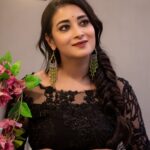Bhanu Sri Mehra Instagram - Find the beauty and shine every day ✨ 💞 📸:@saicharanthejareddyphotography Outfit:@divya_varun_offical #newclick #everyday #shine #bhanusree🔥❤️ #hybridpilla