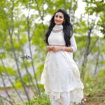 Bhanu Sri Mehra Instagram - You're something between a dream and a miracle ✨ 💕 📸:@melvin_photography666 * * #herself #love #peace #white #loveyourself #bhanusree🔥❤️ #zeetelugu