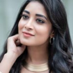 Bhanu Sri Mehra Instagram - 🤎 📸:@saicharanthejareddyphotography Outfit:@divya_varun_offical * * * #newpost #newlook #bhanusree🔥❤️ #hybridpilla #tollywoodactress