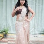 Bhanu Sri Mehra Instagram - 🤎💥 📸:@saicharanthejareddyphotography Outfit:@divya_varun_offical * * #tollywoodactress #southindianactress #bhanusree🔥❤️ #busylife #actorslife #bhanusree #hybridpilla