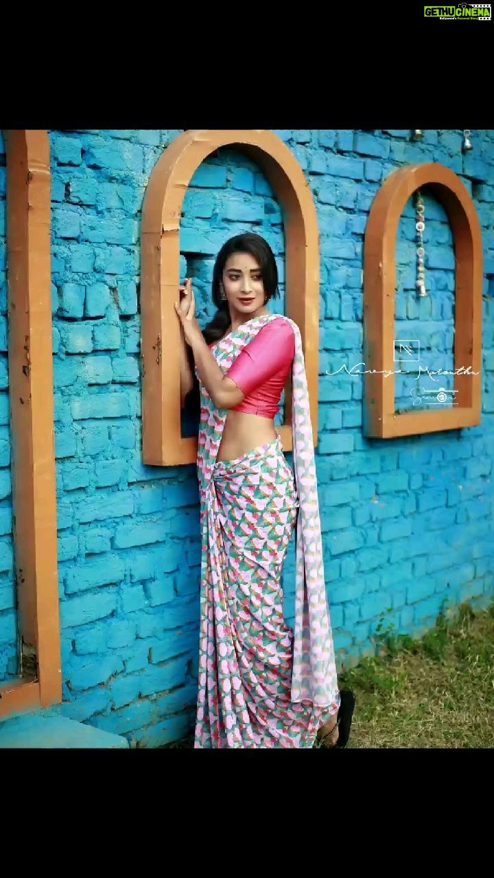 Bhanu Sri Mehra Instagram - Hybrid pilla 🌸