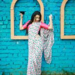 Bhanu Sri Mehra Instagram - Keep a smile on your face it's the best accessory you can ever wear 😍🤩 Outfit:@navya.marouthu Photo 📸:@sravanphotographyofficial Location:@chayachitram_studio . #saree #love #bhanusree🔥❤️ #hybridpilla #biggboss2 #actor #anchor #lifestyle #busy
