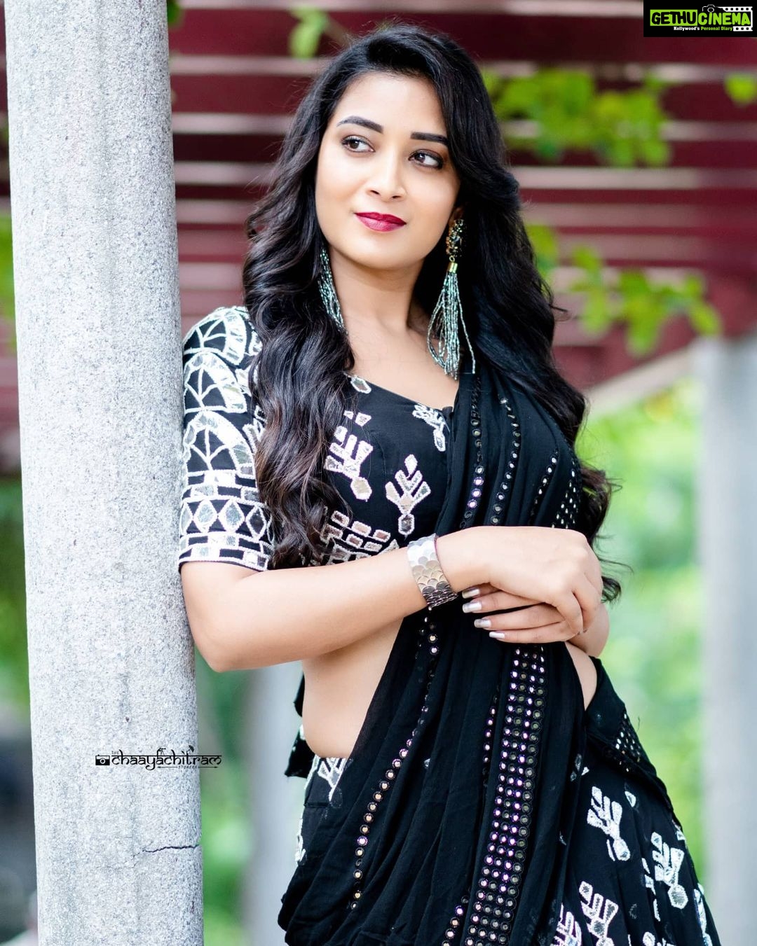 Bhanu Sri Mehra Instagram - 🐼 @mudradesigninghome 📸:@saicharanthejareddyphotography Hairstyle:@hairstylistravi * * #bhanusree🔥❤️ #actor #busylife #tollywoodactress #hybridpilla #actorslife #crazy