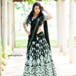 Bhanu Sri Mehra Instagram - 🖤👀 @mudradesigninghome 📸:@saicharanthejareddyphotography Hairstyle:@hairstylistravi * * #newpost #happyface #goodlooks #black #love #bhanusree🔥❤️ #hybridpilla