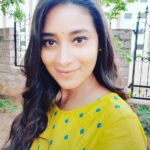 Bhanu Sri Mehra Instagram - Good morning all 💛 #mrngvibes💕 #happyfeelings #positivevibes #peace #bhanusree🔥❤️