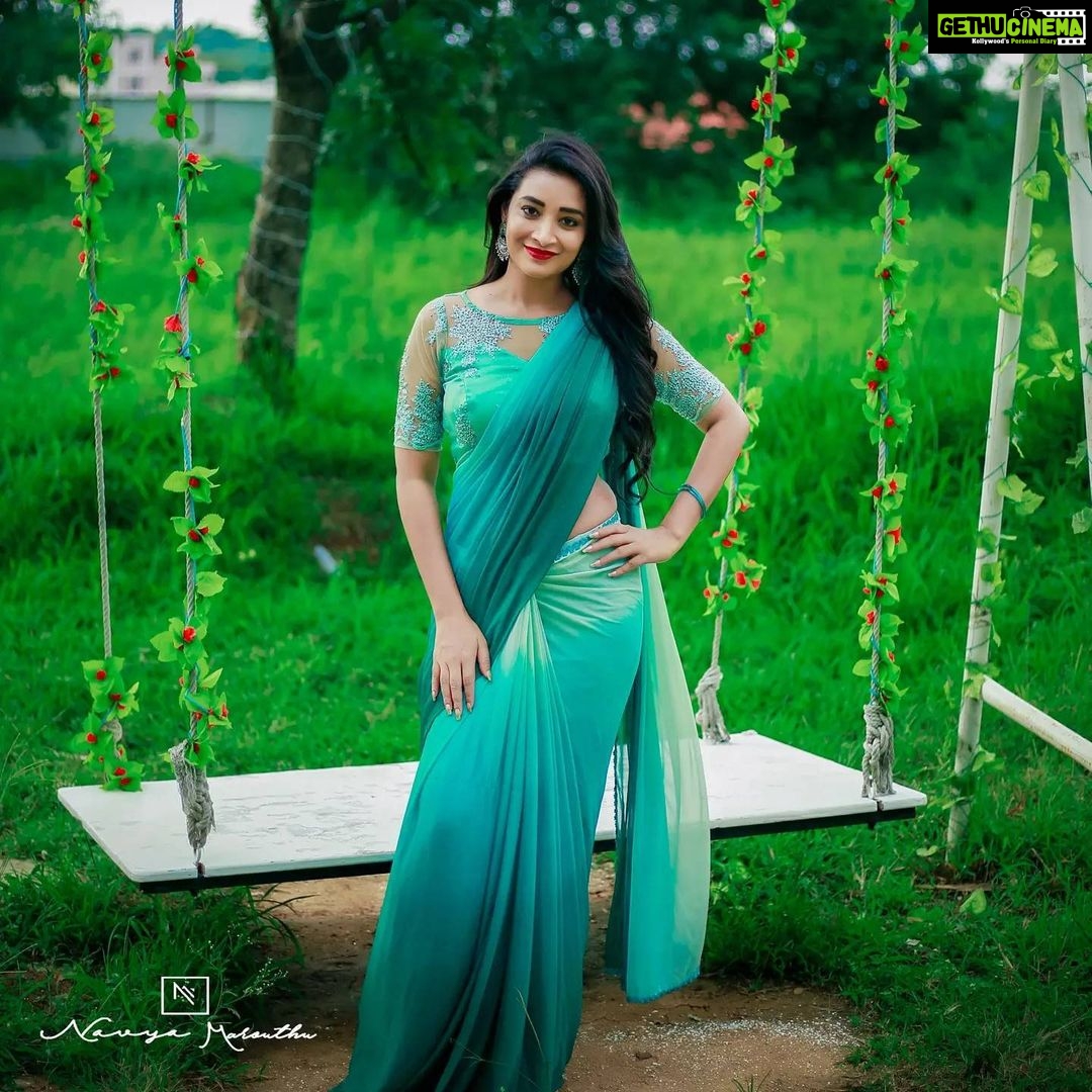 Bhanu Sri Mehra Instagram - 🦋 Outfit:@navya.marouthu 📸:@sravanphotographyofficial Hairstyle:@hairstylistravi . . #bhanusree🔥❤️ #actor #tollywoodactress #hybridpilla
