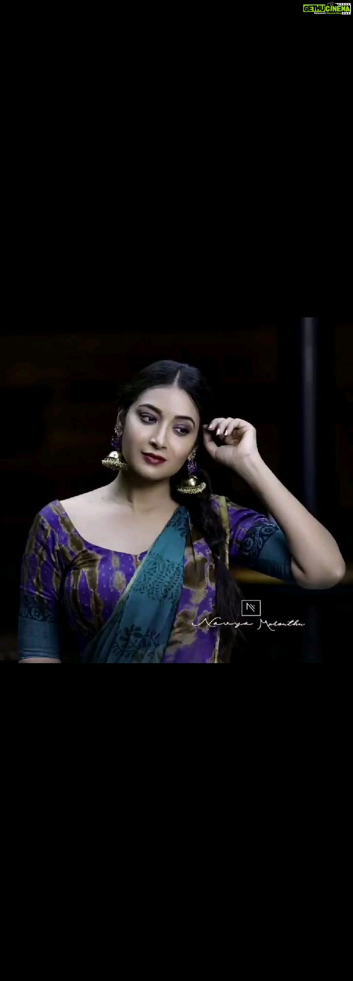 Bhanu Sri Mehra Instagram - Yemunnavepilla . . #nallamallasong #mymovie #happymood #peace #happyfeelings #bhanusree🔥❤️