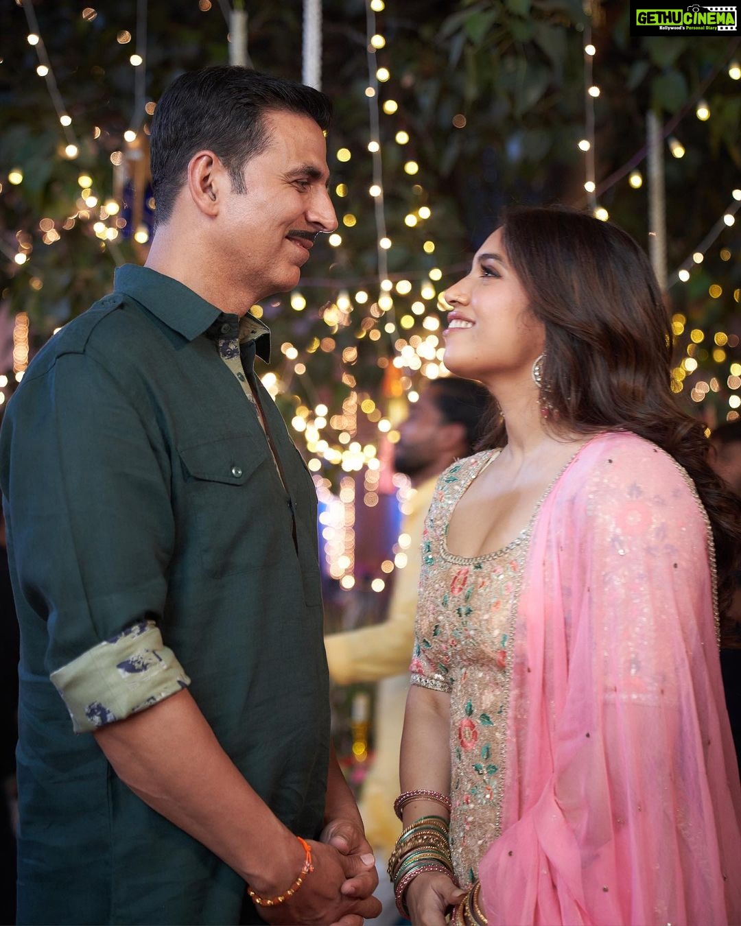 Bhumi Pednekar Instagram - Return to feelings tomorrow with #Rakshabandhan In cinemas . So much love for everyone involved in making this beautiful film ❤️ . . . @aanandlrai @akshaykumar #HimanshuSharma @kanika.d @neeraajysood @seemabhargavapahwa @sadiaakhateeb @isahilmehta @deepikapoo @smrithisrikanth @sahejmeen @realhimesh @kamil_irshad_official #AlkaHiranandani @cypplofficial #CapeOfGoodFilms @zeestudiosofficial @zee5 @zeemusiccompany @zeecinema @canyoupriya @vbfilmwala @b100nam