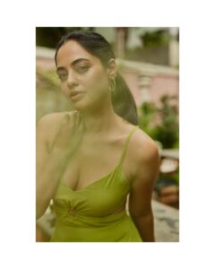 Bindu Madhavi Instagram - Haze of Mystery 

Dress - @sassafrasindia
Earrings - @kushalsfashionjewellery

Makeup - @makeupbymadhushreeganapathy
Hair - @marella_makeupstudio

Shot by @arifminhaz
Photo Asst @thejaswitanneru

@stylebynavyaanddivya