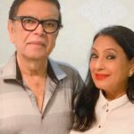 Bipasha Basu Instagram - Golden Couple ❤️Happy anniversary Ma & Papa❤️Love you ❤️