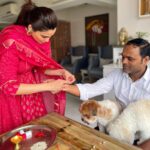 Daisy Shah Instagram – A beautiful bond of Trust, Love n Responsibility Forever ❤️😇
Happy Raksha Bandhan to everyone. 
.
.
.
#rakshabandhan2022
