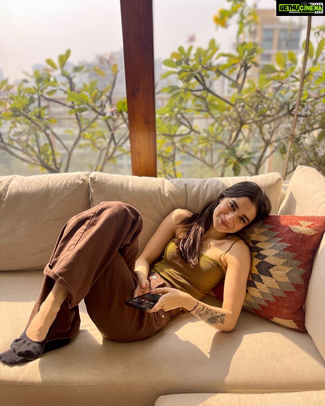 Dia Mirza Instagram - My neice. My child. My jaan. Gone into the light. May you find peace and love wherever you are my darling… you always brought a smile to our hearts and the higher realms will be filled with more light with you dancing, smiling and singing. Om Shanti 💛🐯🙏🏻