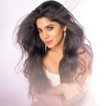 Divya Bharathi Instagram - It’s a vibe 🧚🏻‍♂️ Styling @styled_by_arundev Mua @shibin4865 Shot by @plan.b.actions @jibinartist Outfit @devraagh